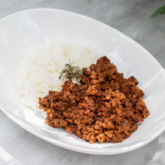 お家で着色しない本格カレーを作ろう!豚ひき肉のポークカレーのレシピ